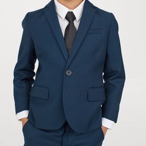 H&M boys suit  navy blue size 3-4 worn once